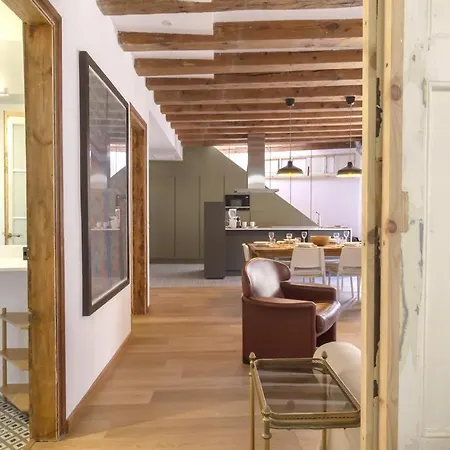 Bellafila Gothic Terrace Apartment