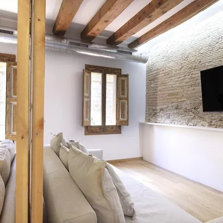 Bellafila Gothic Terrace Apartment